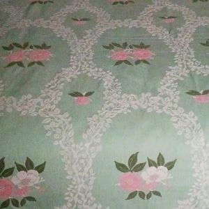 Vintage~ floral coverlet/blanket